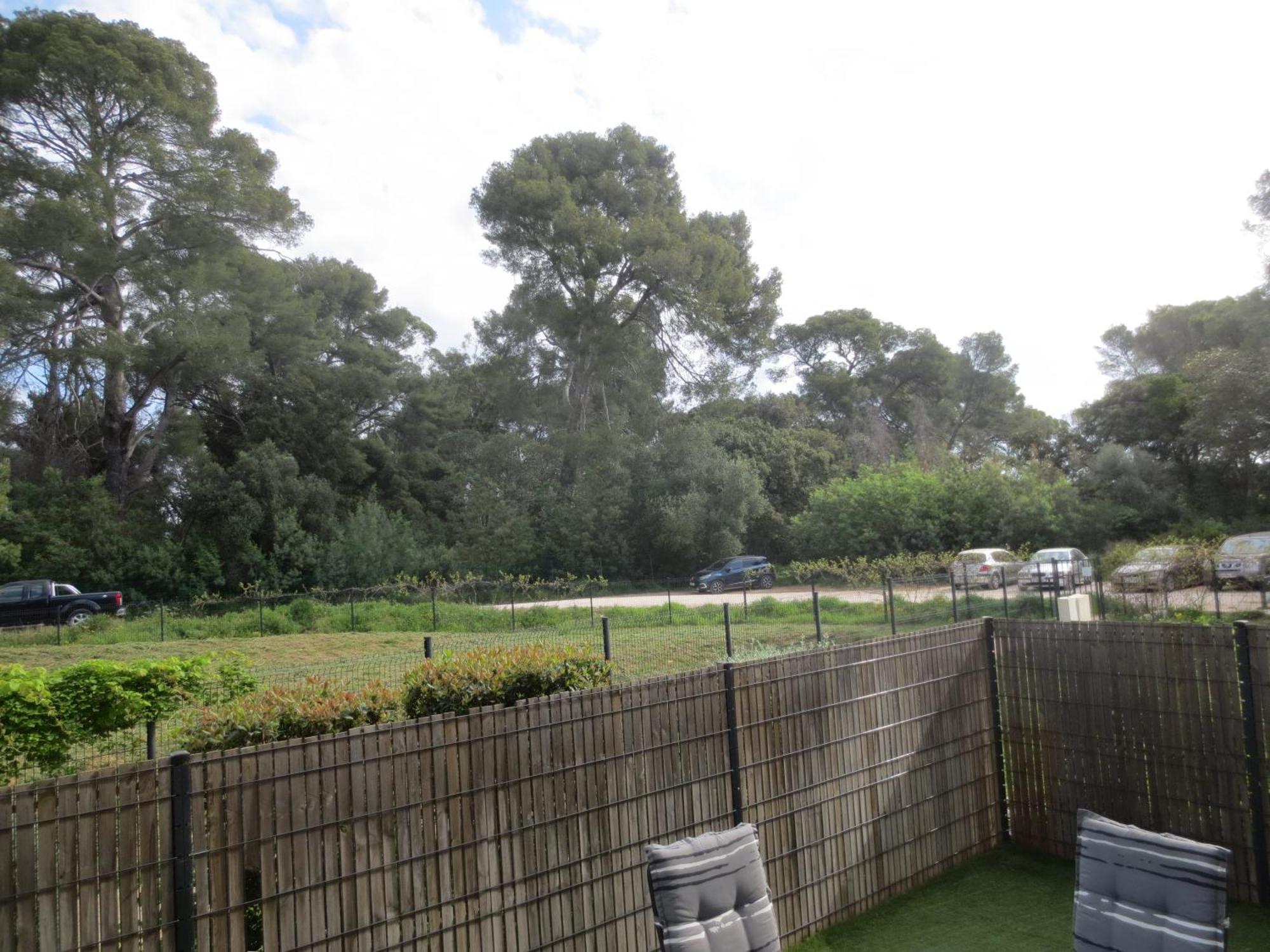 Rez De Jardin T3 Recent Et Calme Au Nouvelles Terres A La Londe Les Maures Apartment Ngoại thất bức ảnh